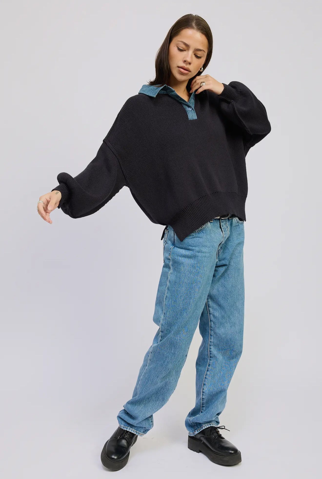 Contrasted Oversize Sweater with Collar