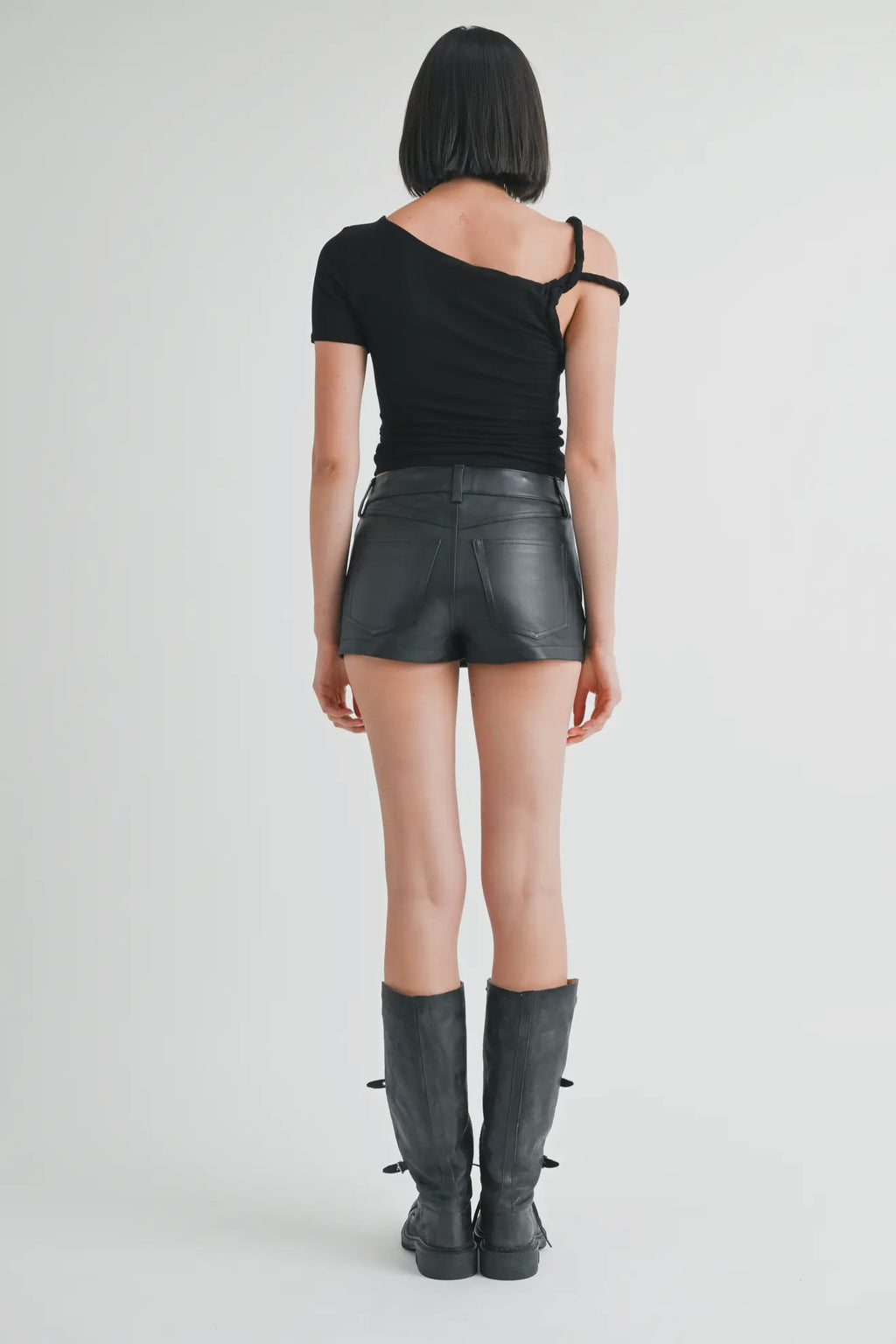 Single Sleeve Twist Shoulder Top