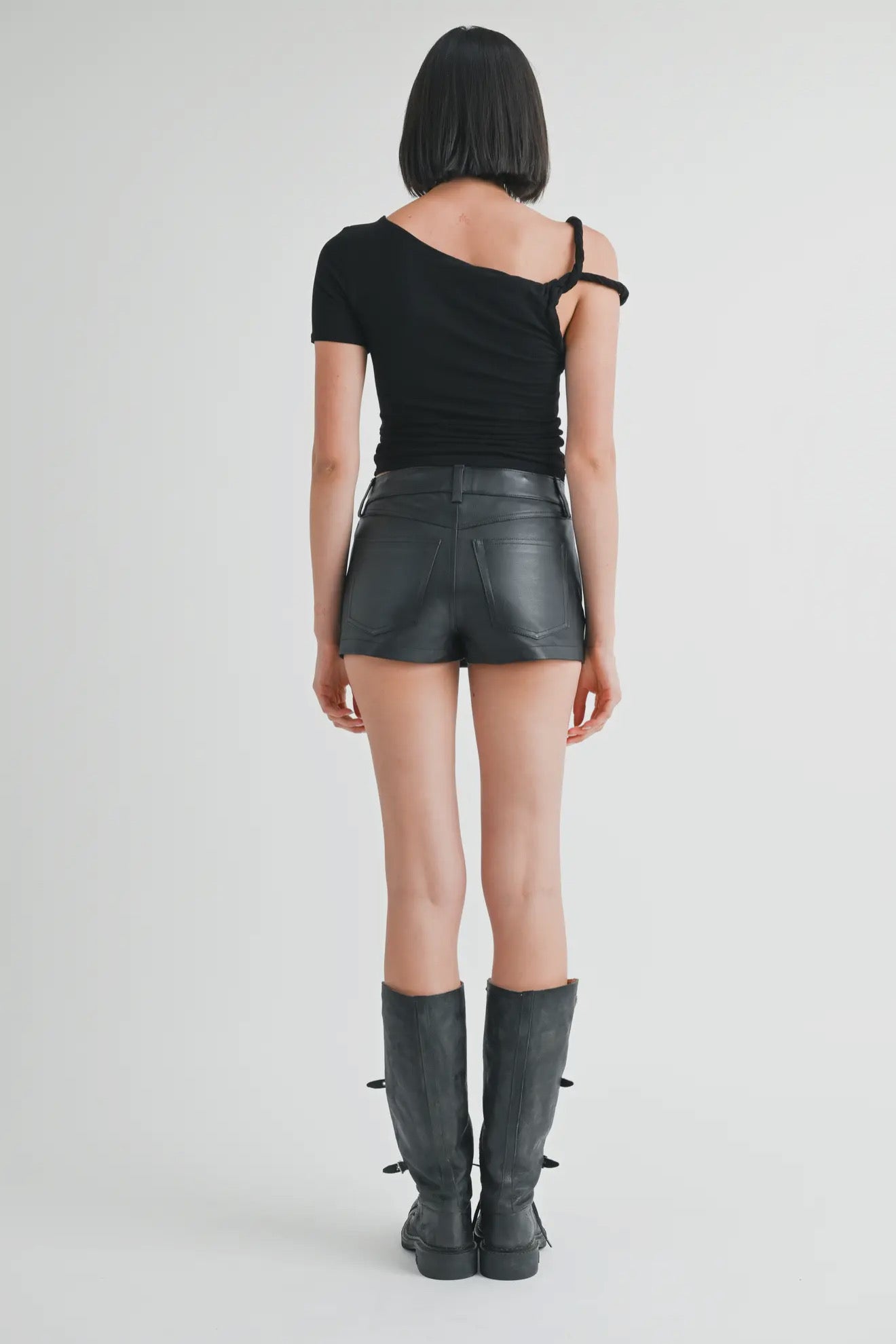 Single Sleeve Twist Shoulder Top
